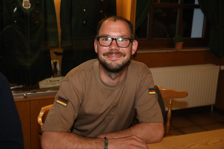 Ohne die starken Helfer geht es einfach nicht: BSK und USK bedanken sich mit Schaschlik-Party