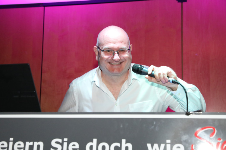 Premiere der Schützenfest-Disko, Ball im BSK-Saal: Wir zeigen Euch die Party-Fotos vom Freitagabend des Gifhorner Schützenfestes