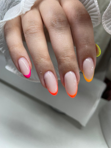 PT Nails & more: Hochwertiges Nageldesign und wohltuende Wellnessmassagen bei Thao Tran in Calberlah