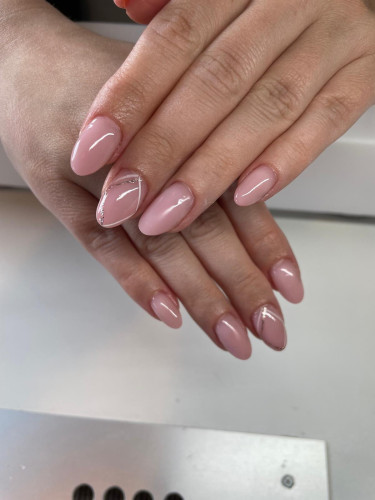 PT Nails & more: Hochwertiges Nageldesign und wohltuende Wellnessmassagen bei Thao Tran in Calberlah