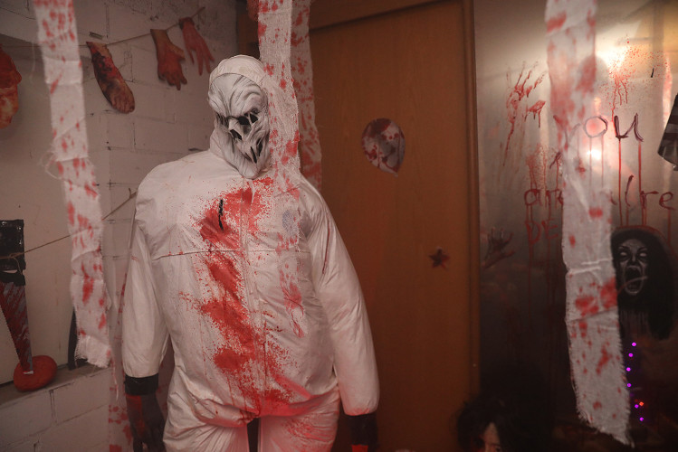 Spinnenweben, Zombies und Hexenkunst: KURT zeigt Euch, wo sich an Halloween im Landkreis Gifhorn gegruselt wurde