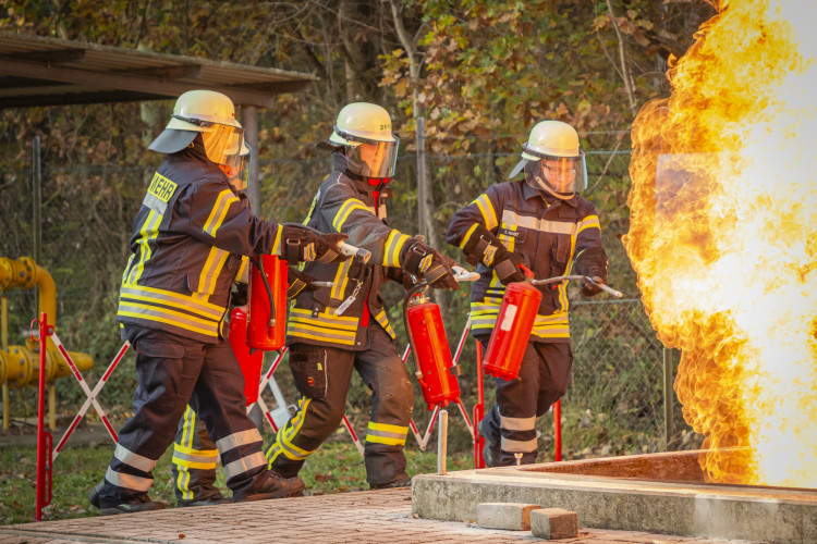 Um unsere Leben zu retten, riskieren sie ihre eigenen: Die Freiwillige Feuerwehr Wilsche feiert gleich zwei große Jubiläen