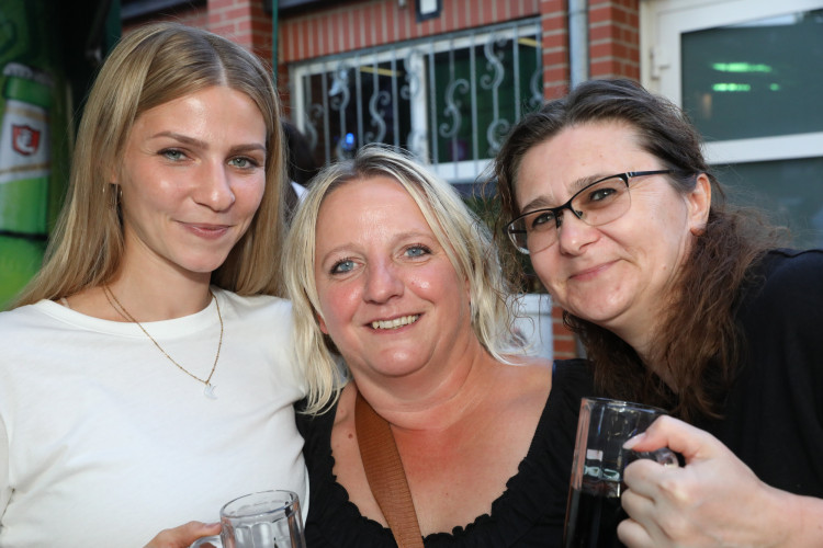 Zieht Euch unbedingt diese KURT-Fotogalerie rein: Frank Nehrig regiert die Wesendorfer Schützen