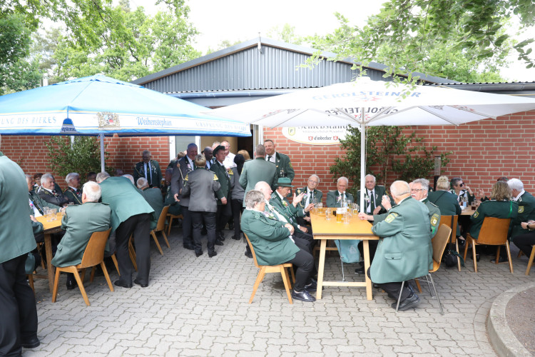 Zieht Euch unbedingt diese KURT-Fotogalerie rein: Frank Nehrig regiert die Wesendorfer Schützen
